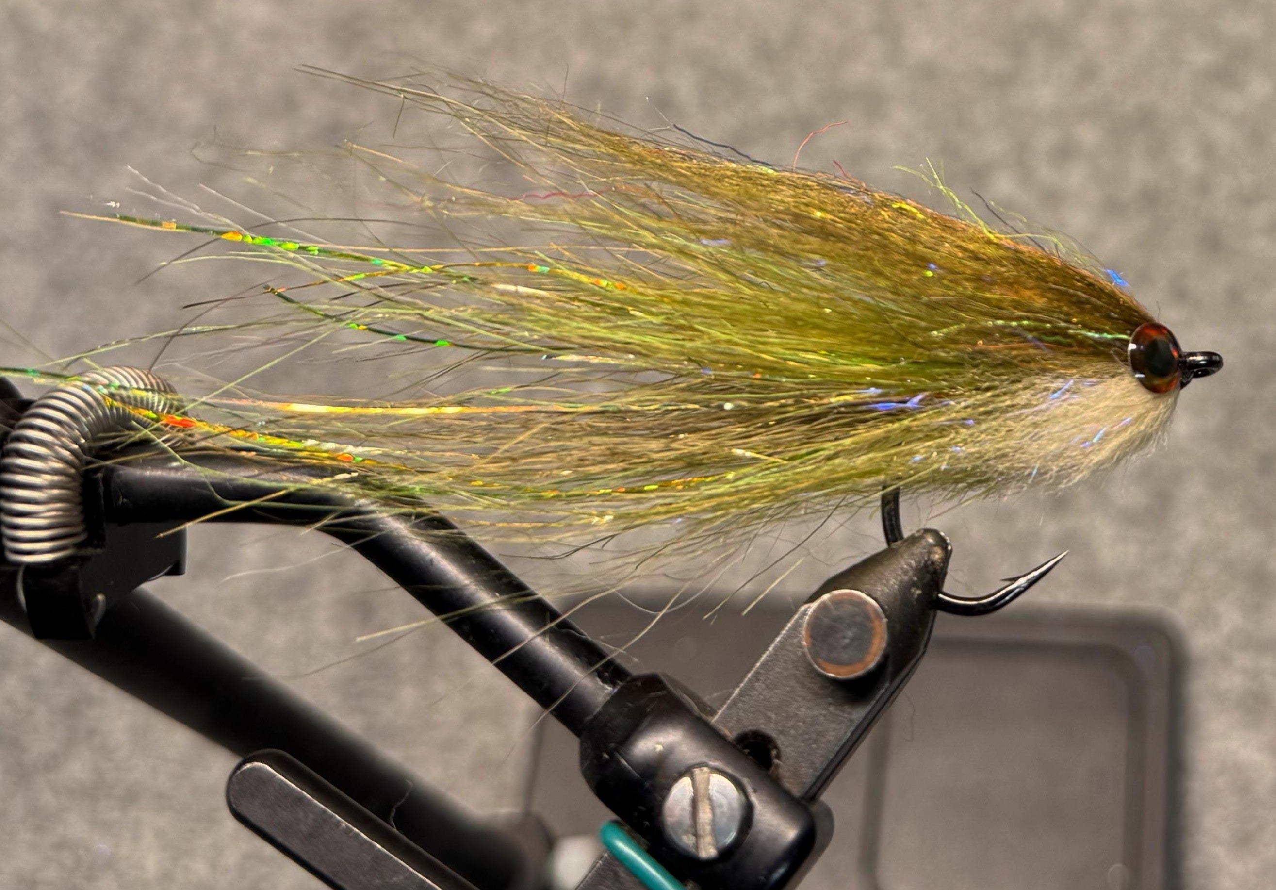 PREDATOR STREAMER FLY PATTERN SBS