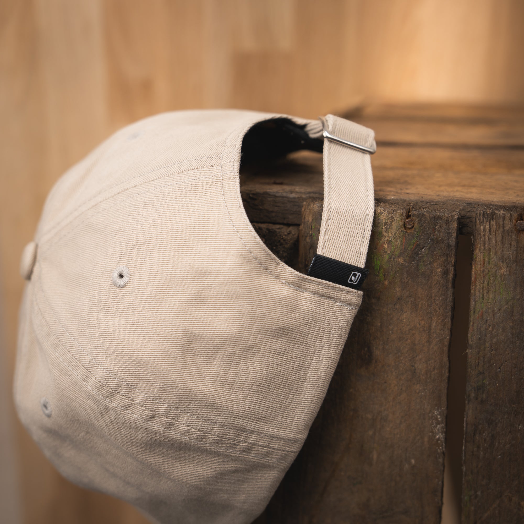 LOOP LOGO DAD CAP