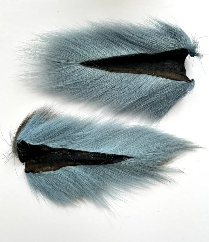  Midwest Premium Bucktails with dark roots, lying flat on a white background.
